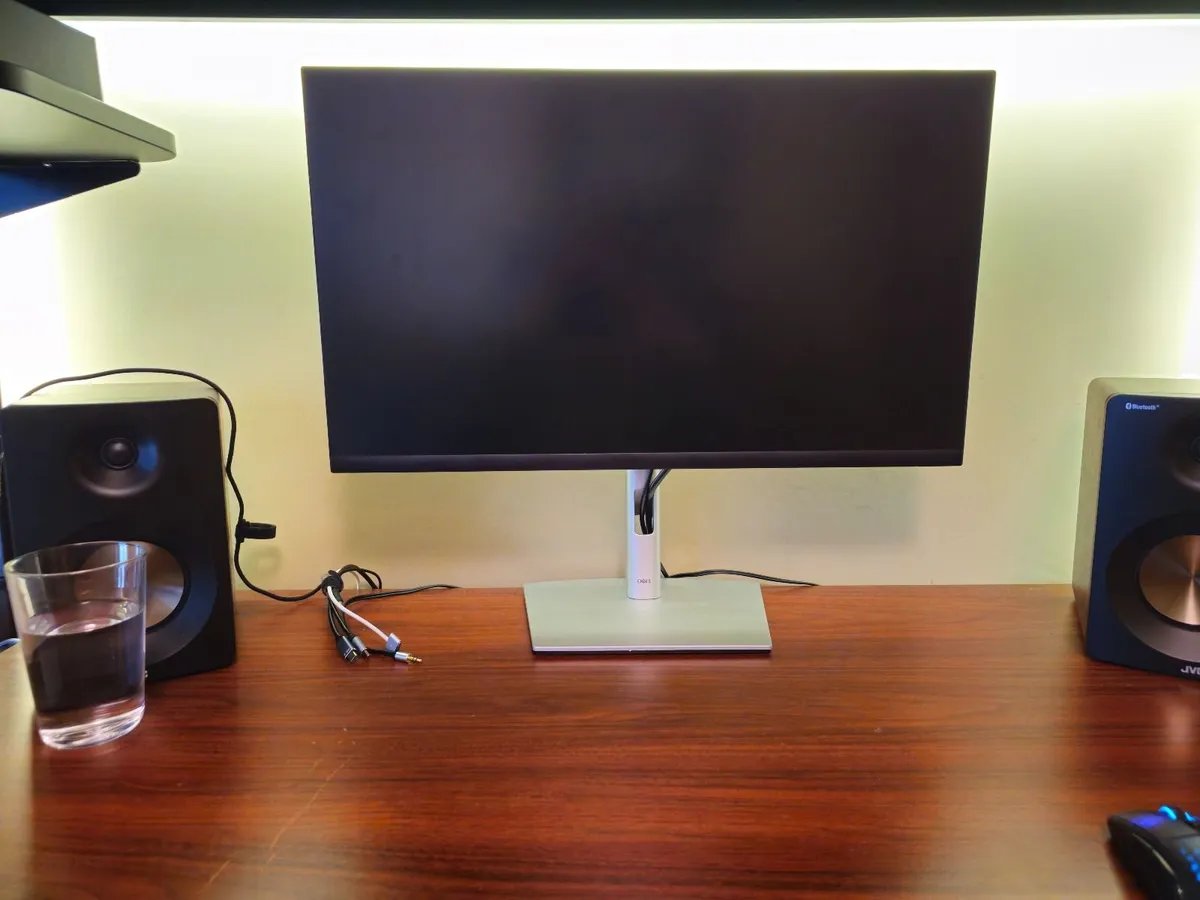 Dell 27 4K USB-C Hub Monitor - Image 1