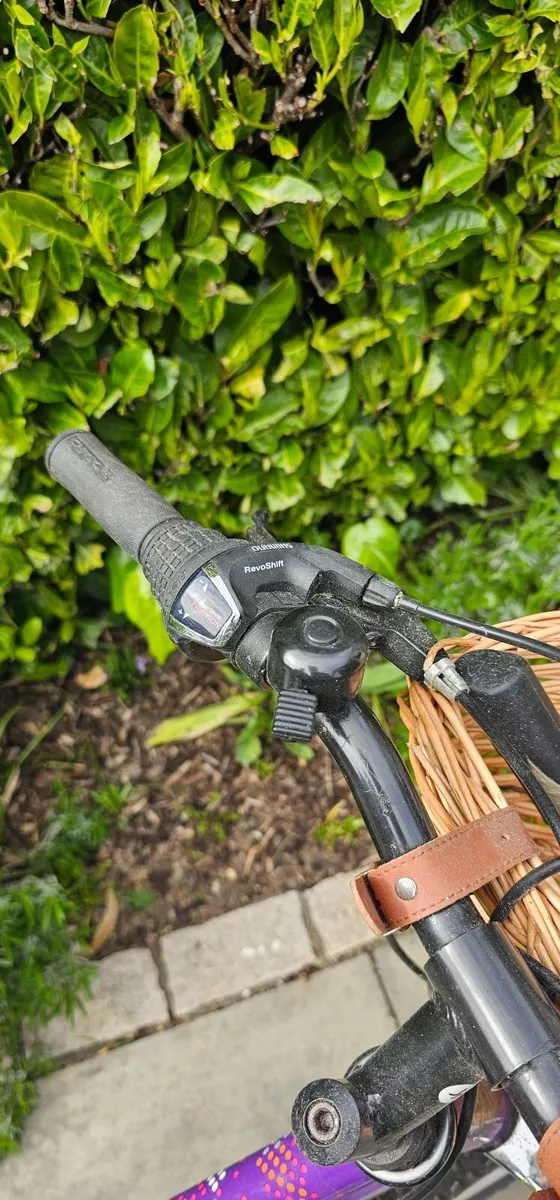 Girls bike - Image 3