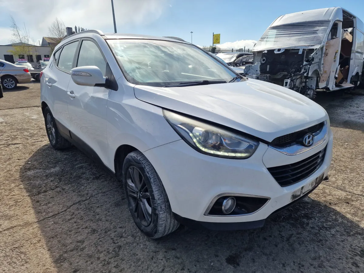 14 HYUNDAI IX35  2.0 CRDI (D4HA) AUTO FOR BREAKING - Image 1