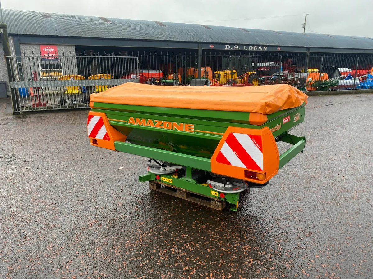 Amazone ZA-M 1001 Special Fertiliser Spreader - Image 4