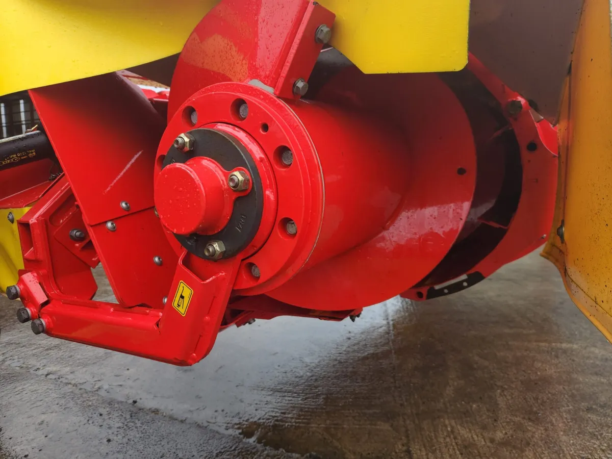 New Unused Pottinger Novacat 352 Crossflow mower - Image 4