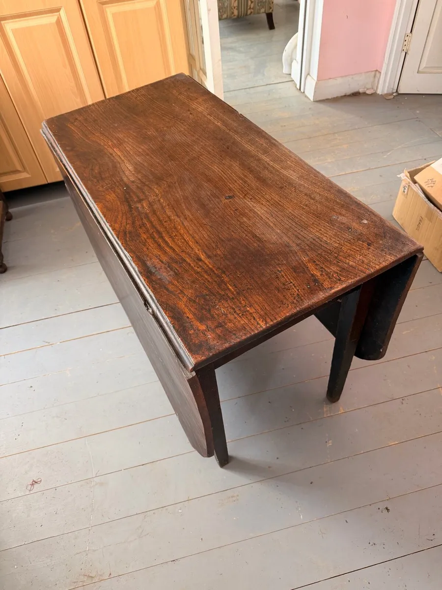 Antique Table - folding - Image 1