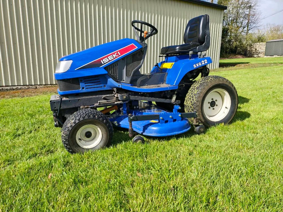 Iseki tractor mower - Image 3