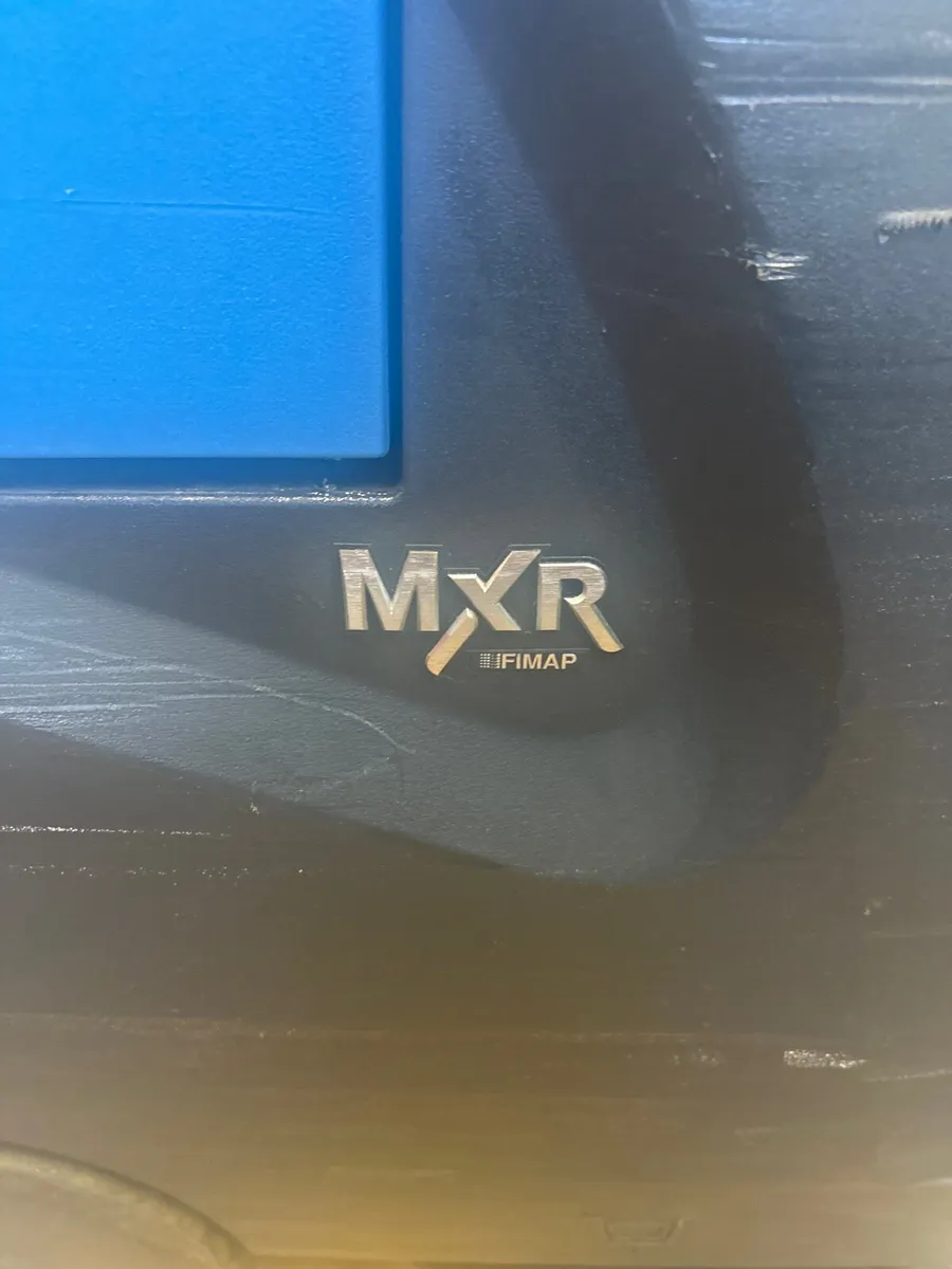 Drive on scrubber dryer - Image 4