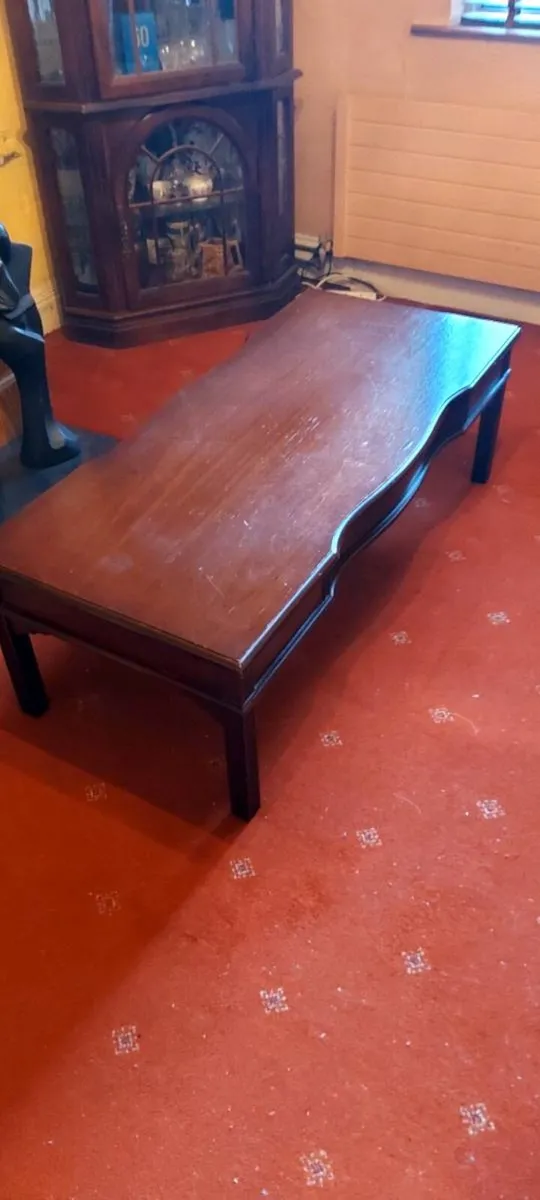 Vintage mahogany coffee table - Image 1