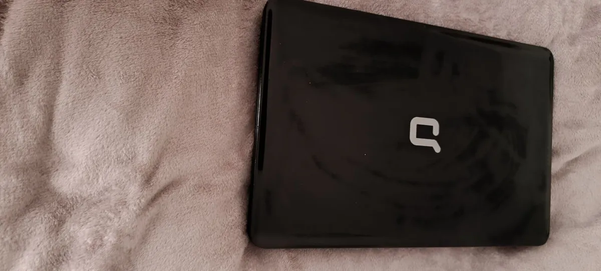 Tech bundle- for repair - Image 4