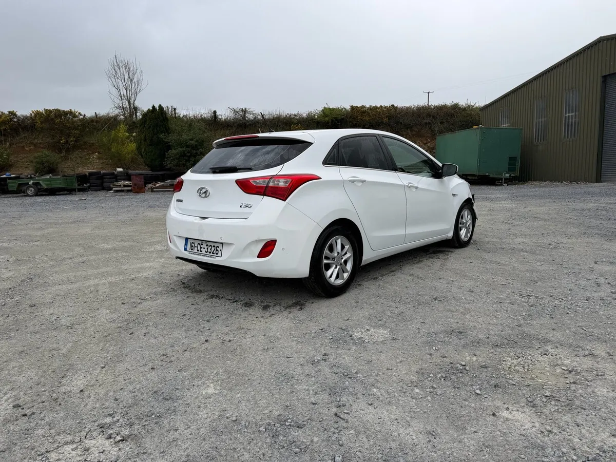 2016 Hyundai I30  1.6 diesel - Image 1