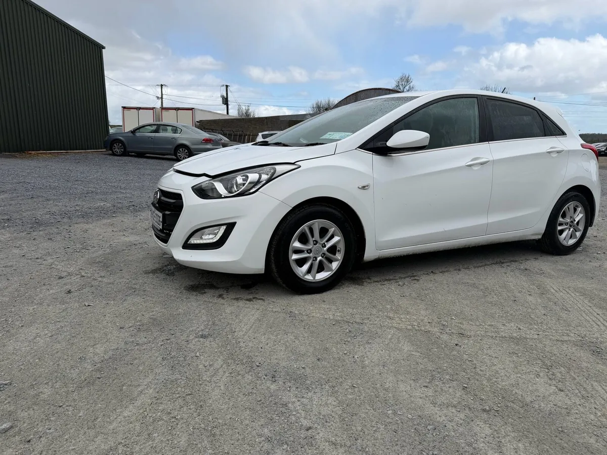 2016 Hyundai I30  1.6 diesel - Image 4