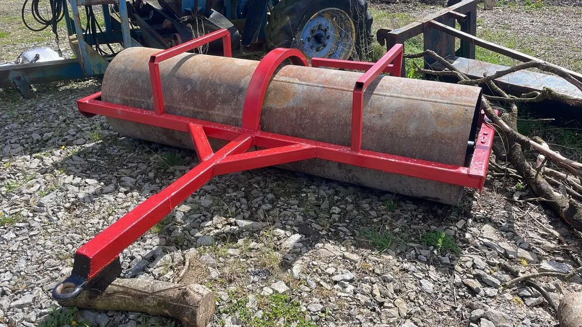 🟢🟡🟢 9ft roller 🟢🟡🟢 - Image 1