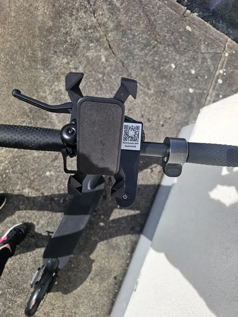 Electric scooter - Image 4