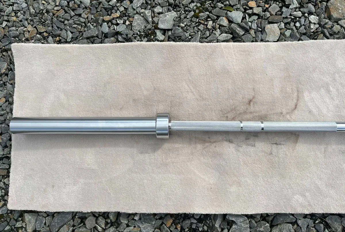 Olympic Barbell, 20KG, 2.2m (7' 2"), New - Image 3
