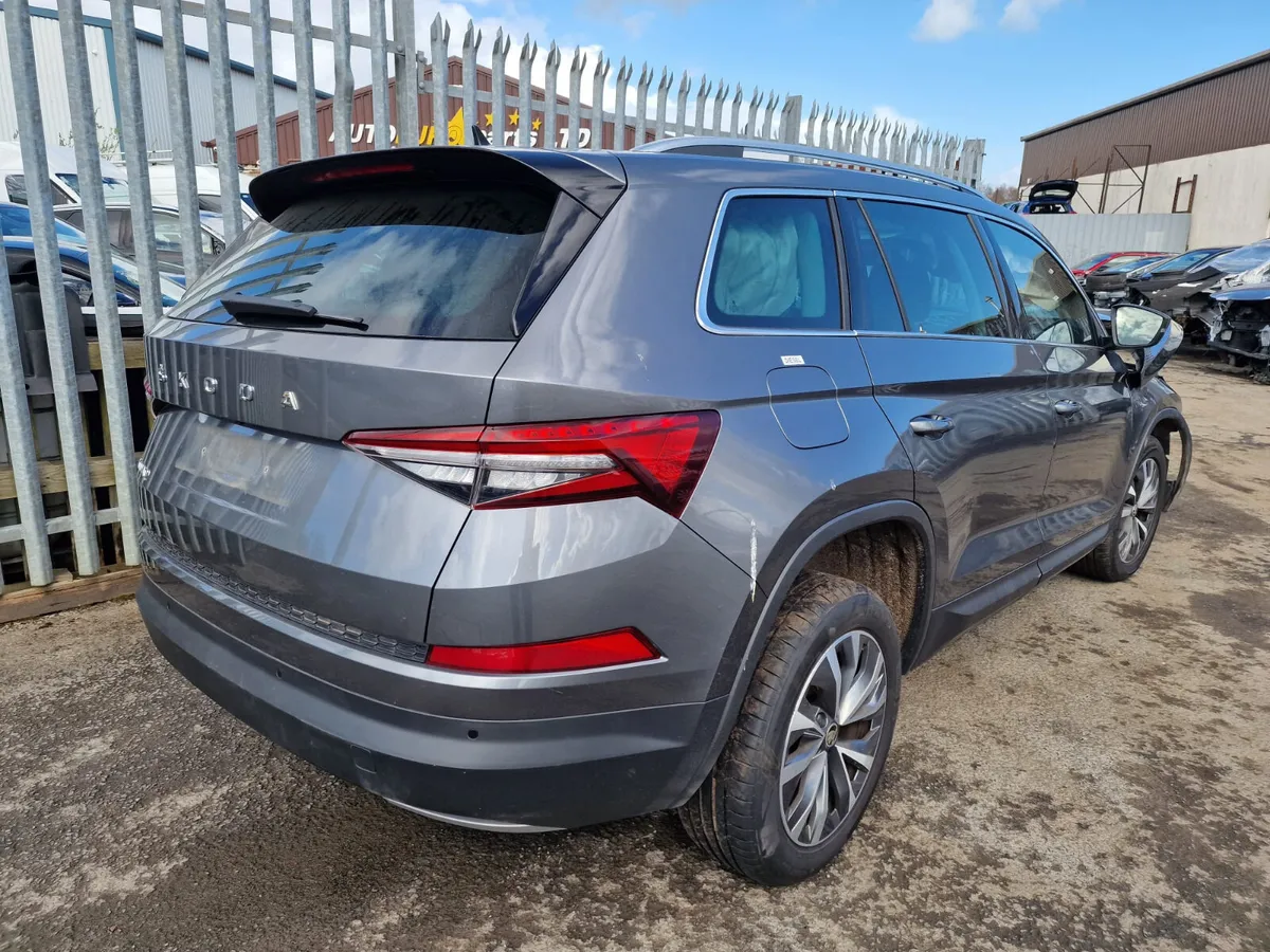 24 SKODA KODIAQ  2.0 TDI (DTS) FOR BREAKING - Image 2