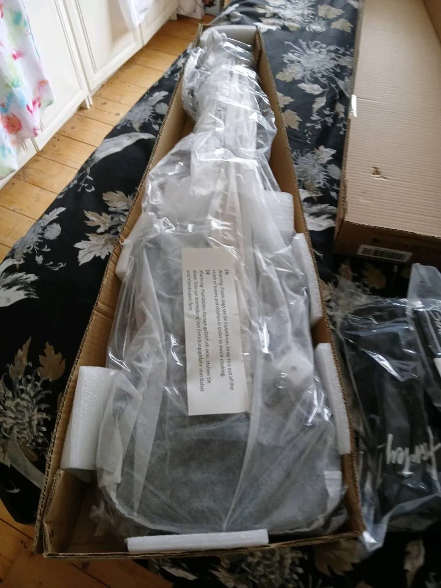 Harley Benton Junior Guitar and accessories - Image 4