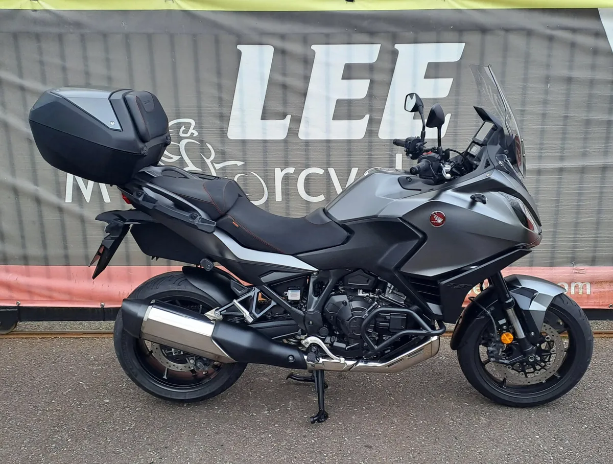 2022 HONDA NT1100 DCT - Image 1