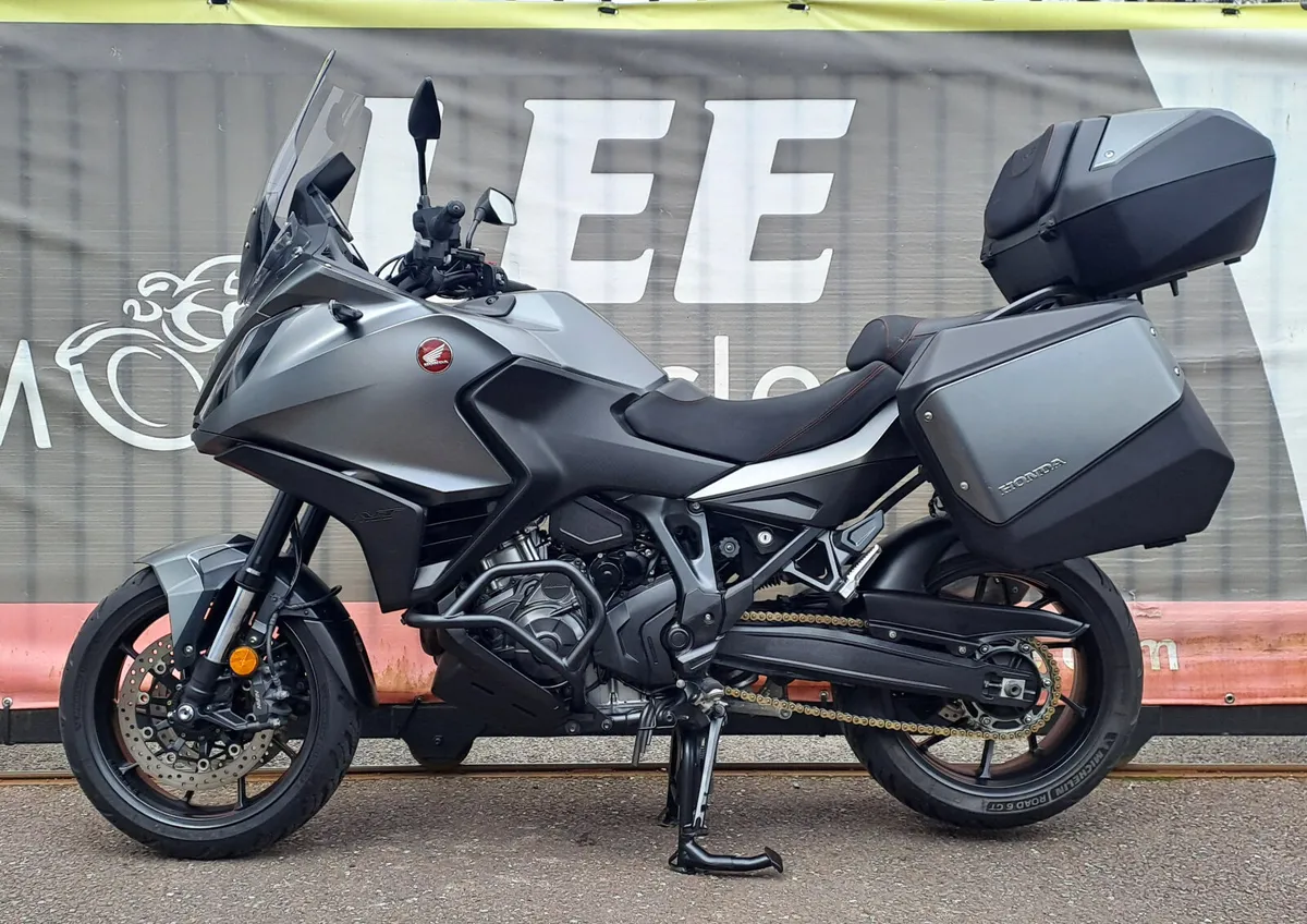 2022 HONDA NT1100 DCT - Image 3