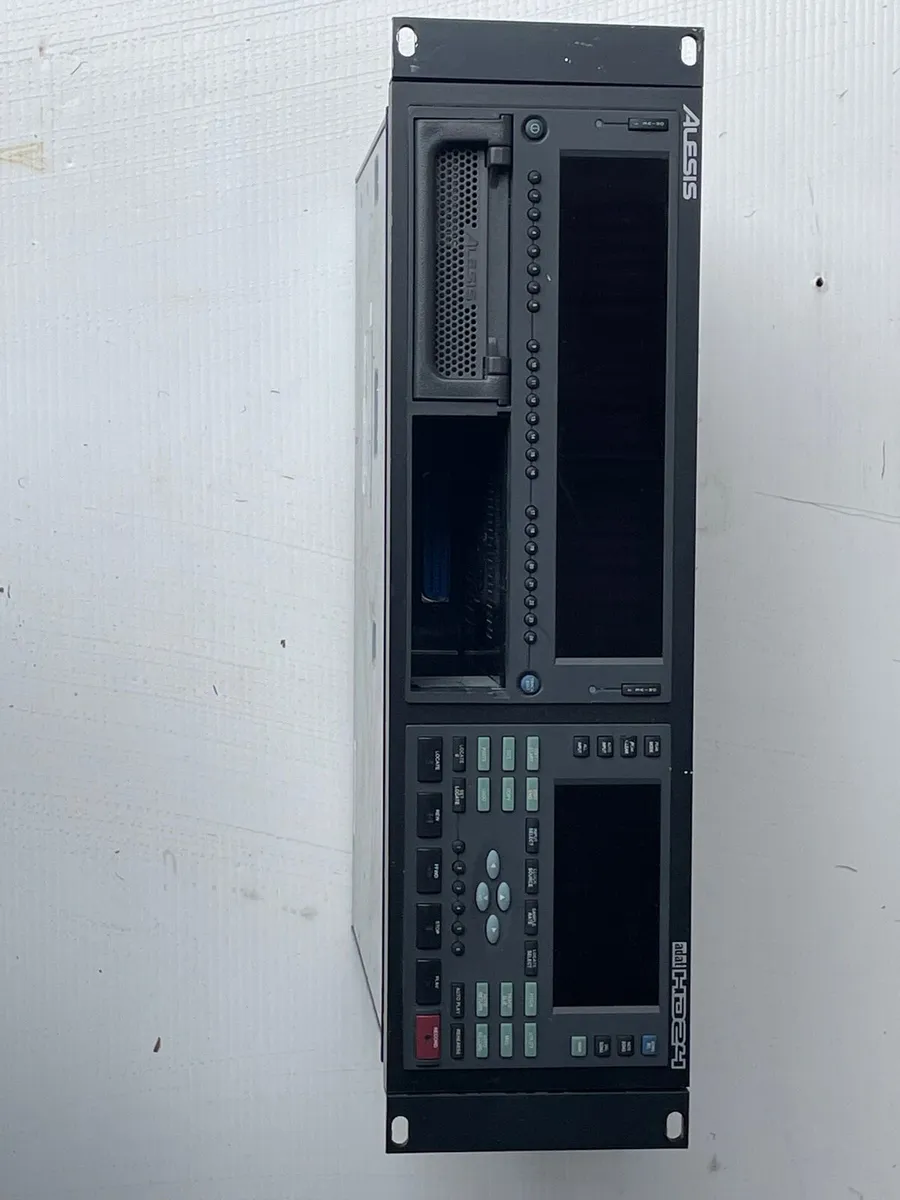 Alesis ADAT HD 24 Standalone 24 hard disk recorder - Image 2