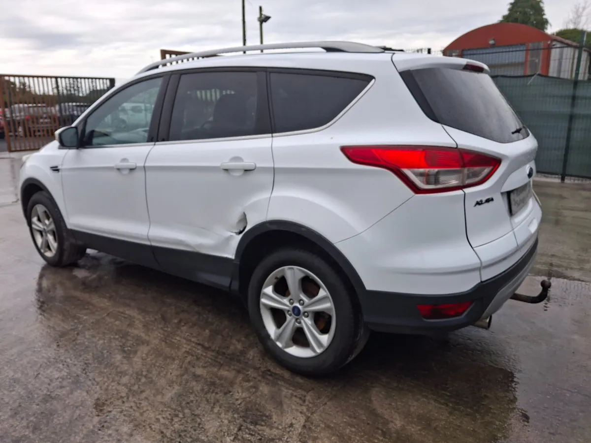 2015 Ford Kuga  2.0 Diesel  Manual  Crew cab - Image 3