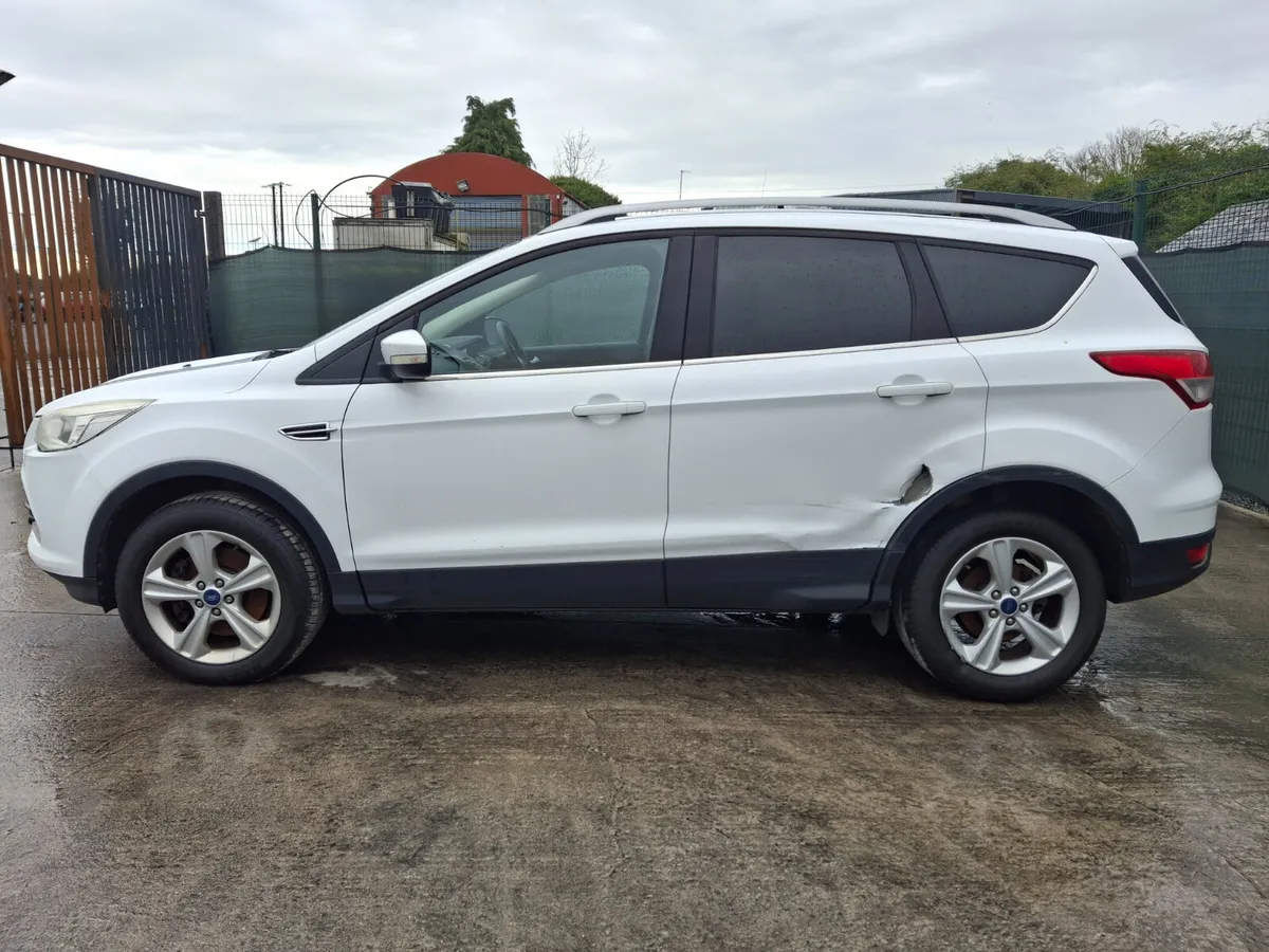2015 Ford Kuga  2.0 Diesel  Manual  Crew cab - Image 4