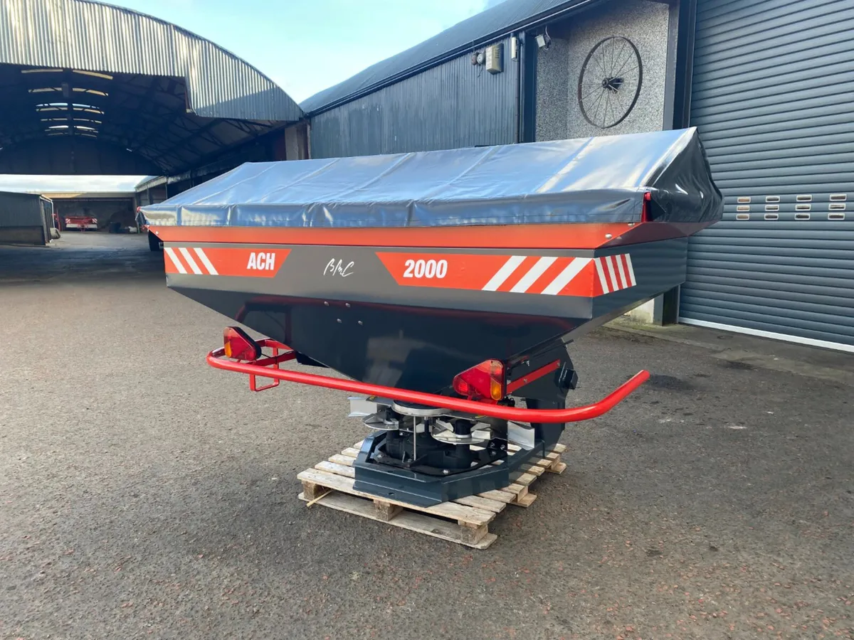 BMC ACH 2000 Twin Disc Fertiliser Spreader - Image 3