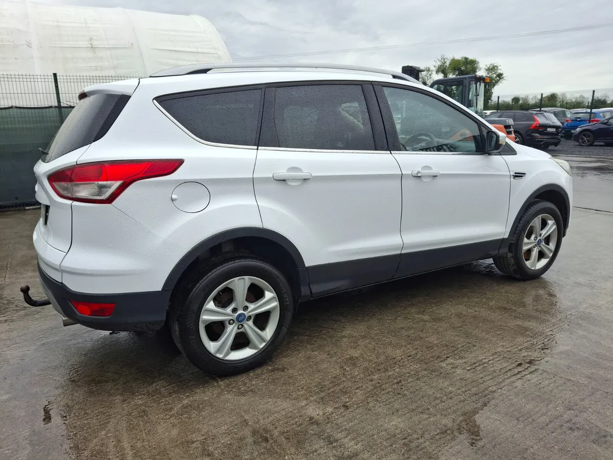 2015 Ford Kuga  2.0 Diesel  Manual  Crew cab - Image 2