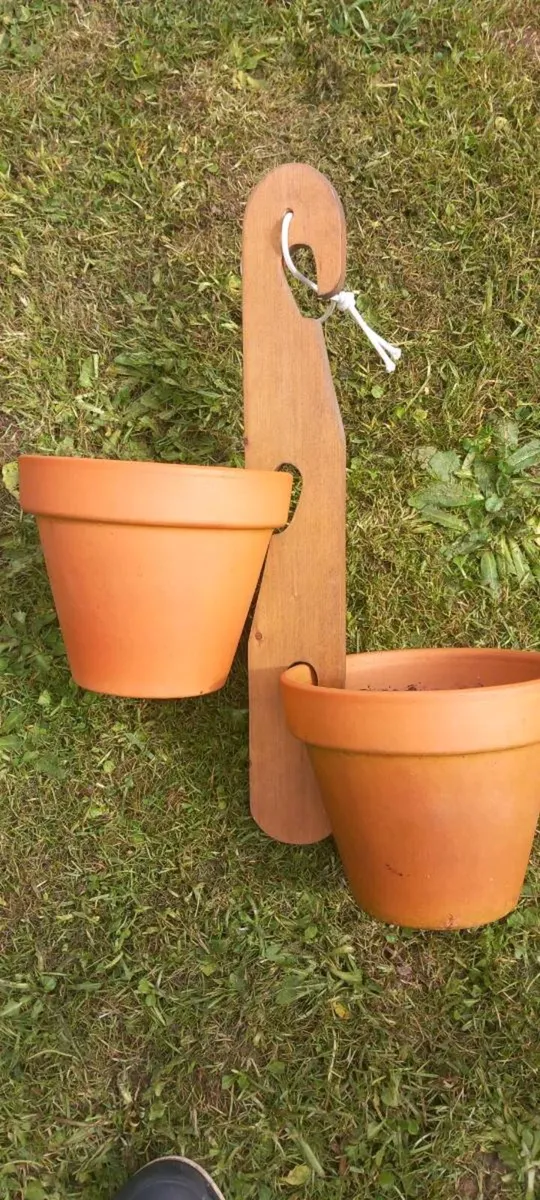 Terracotta Pot Holder and Pots - Image 1