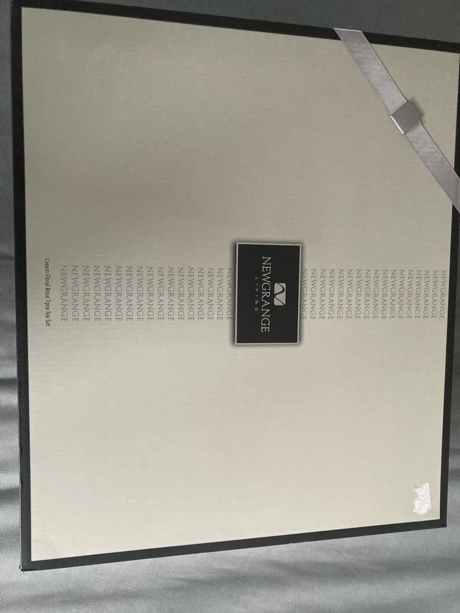 Newbridge Cream Floral Rose 7pc tea set - Image 2