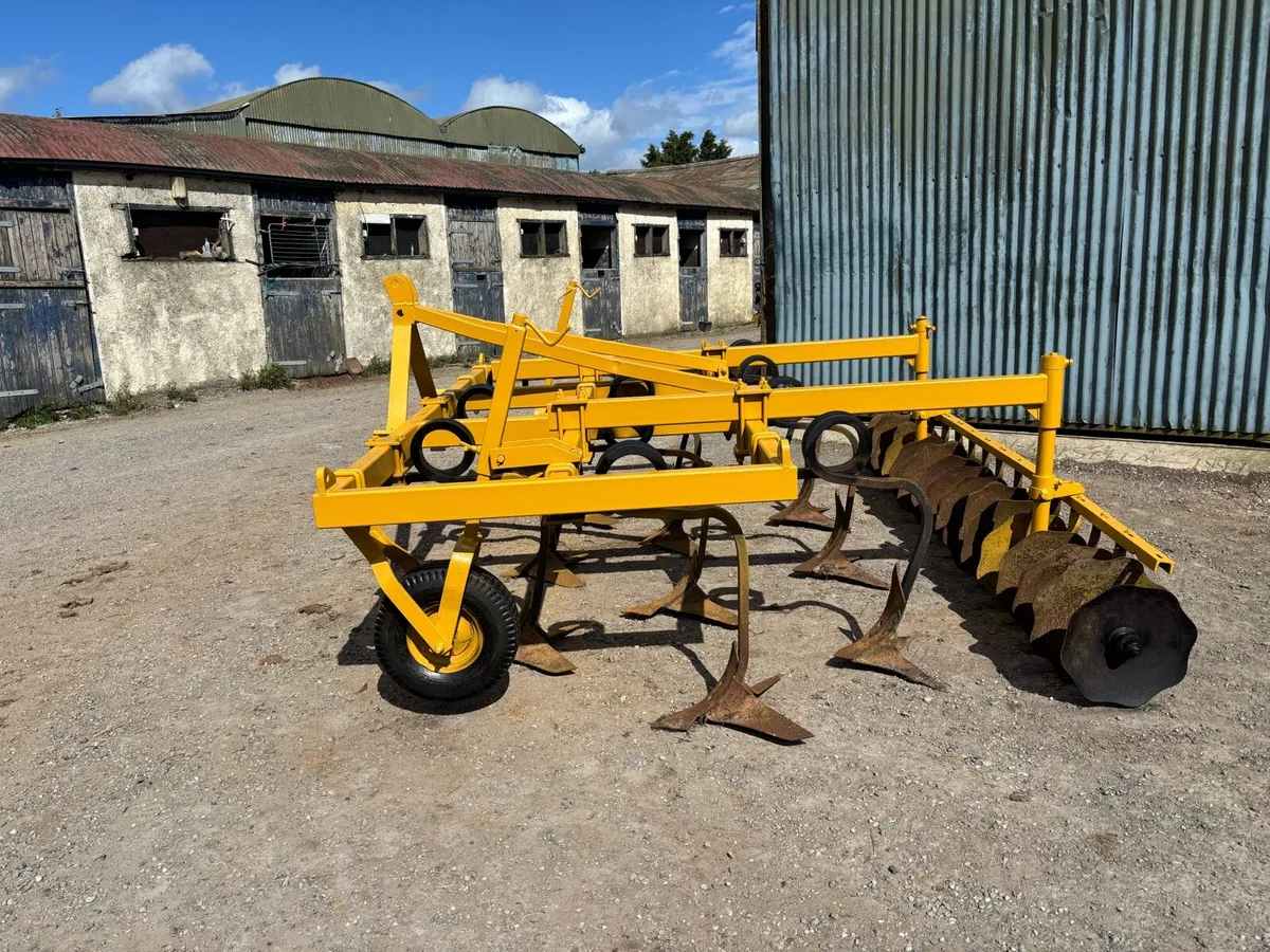 Pigtail Grubber - Image 1