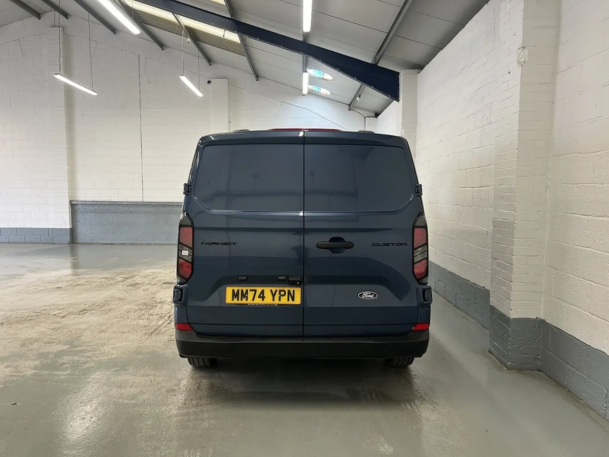 2024 Ford Transit Custom Panel Van - Image 4