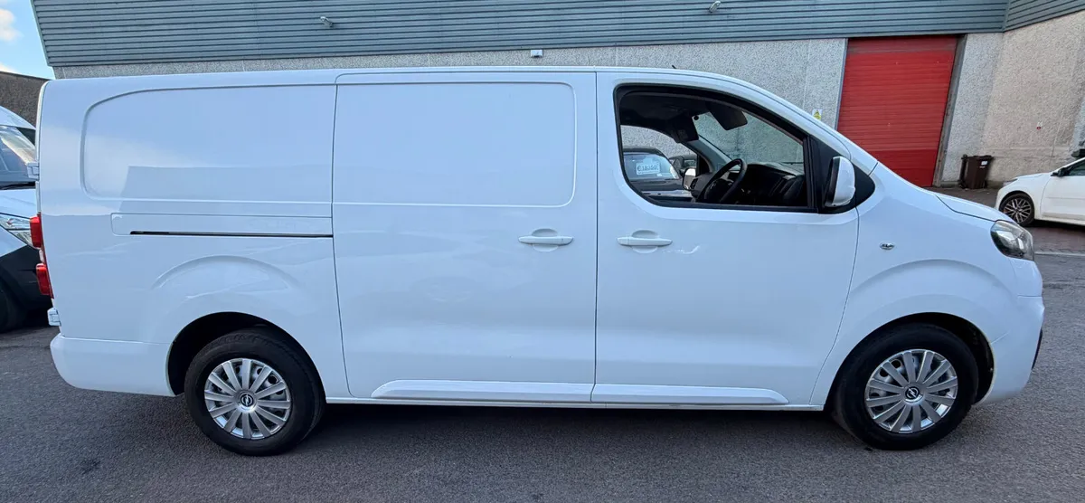 2022 Opel Vivaro 44,000km Long Wheel Base - Image 3