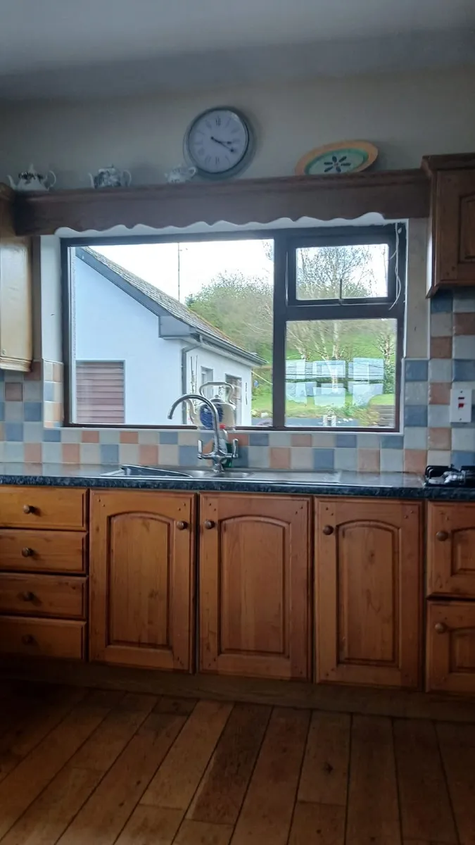 Kitchen units - Image 2