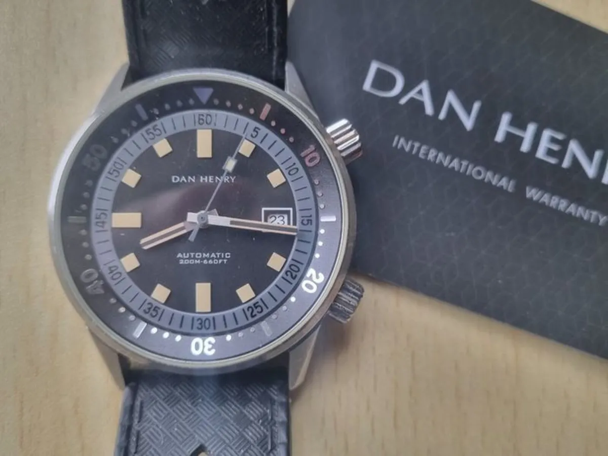 Dan Henry 1970 Automatic Diver Compressor - Image 1