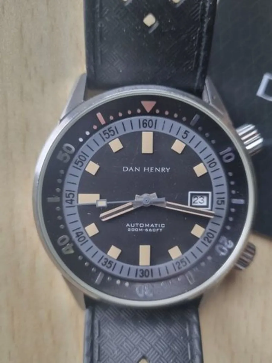 Dan Henry 1970 Automatic Diver Compressor - Image 3
