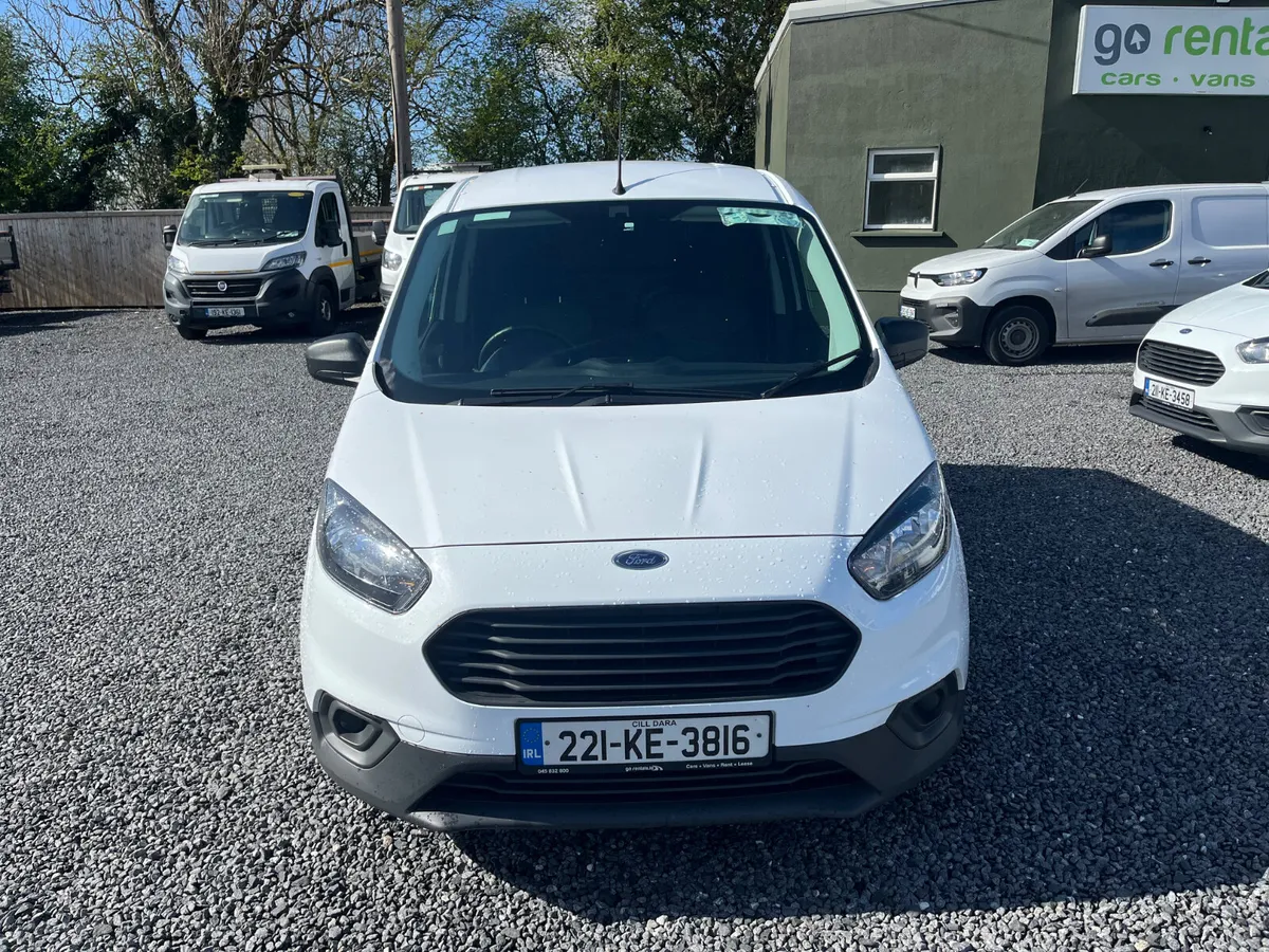 Ford Transit Courier 1.5L Diesel (1 Owner) - Image 2