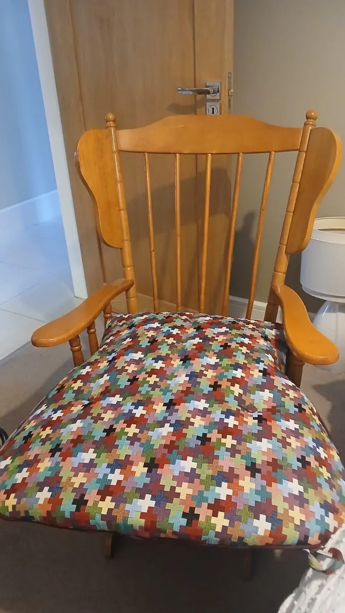 Rocking chair - Image 2