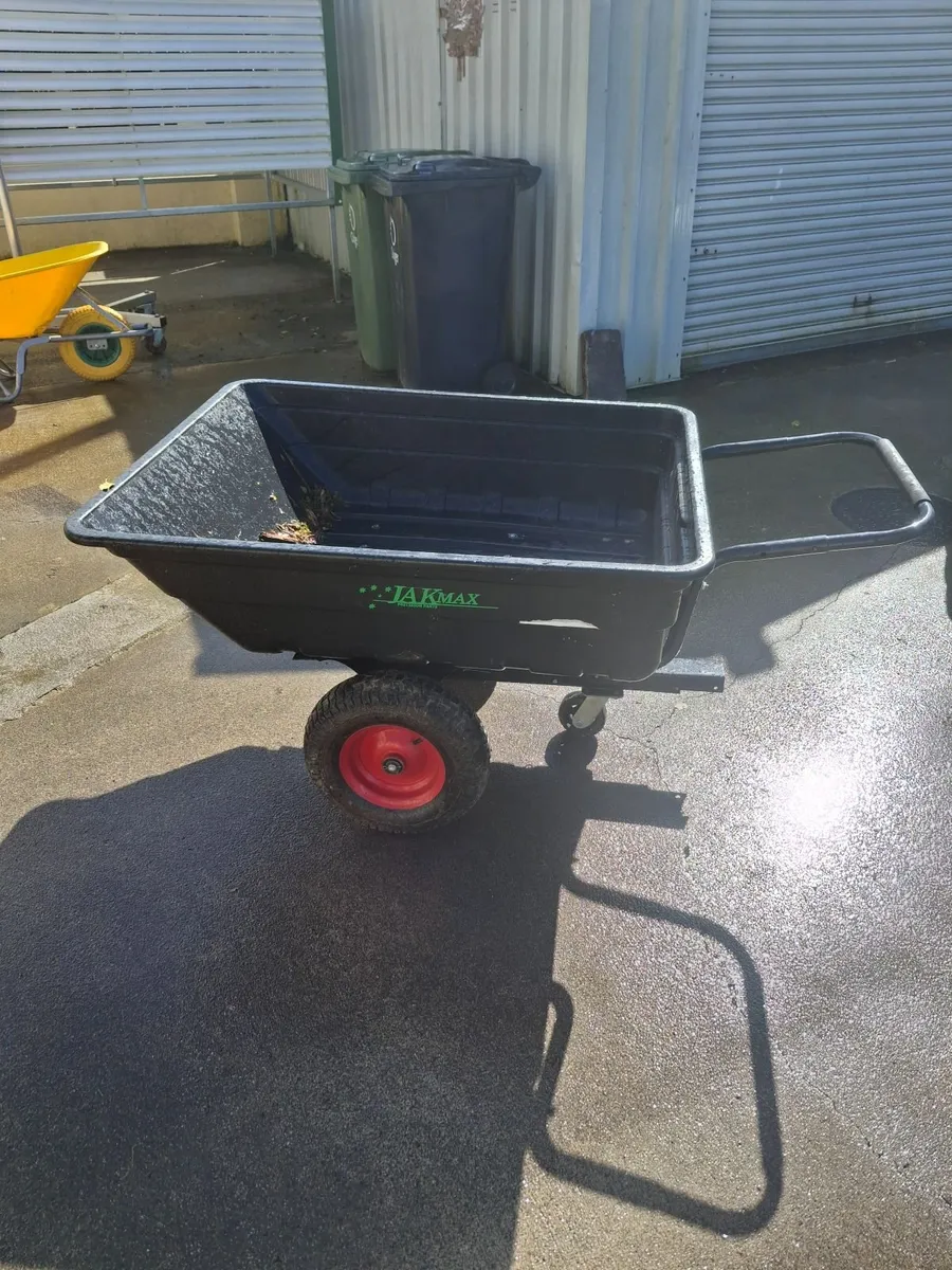Lawn tractor trailer/ wheelbarrow - Image 3