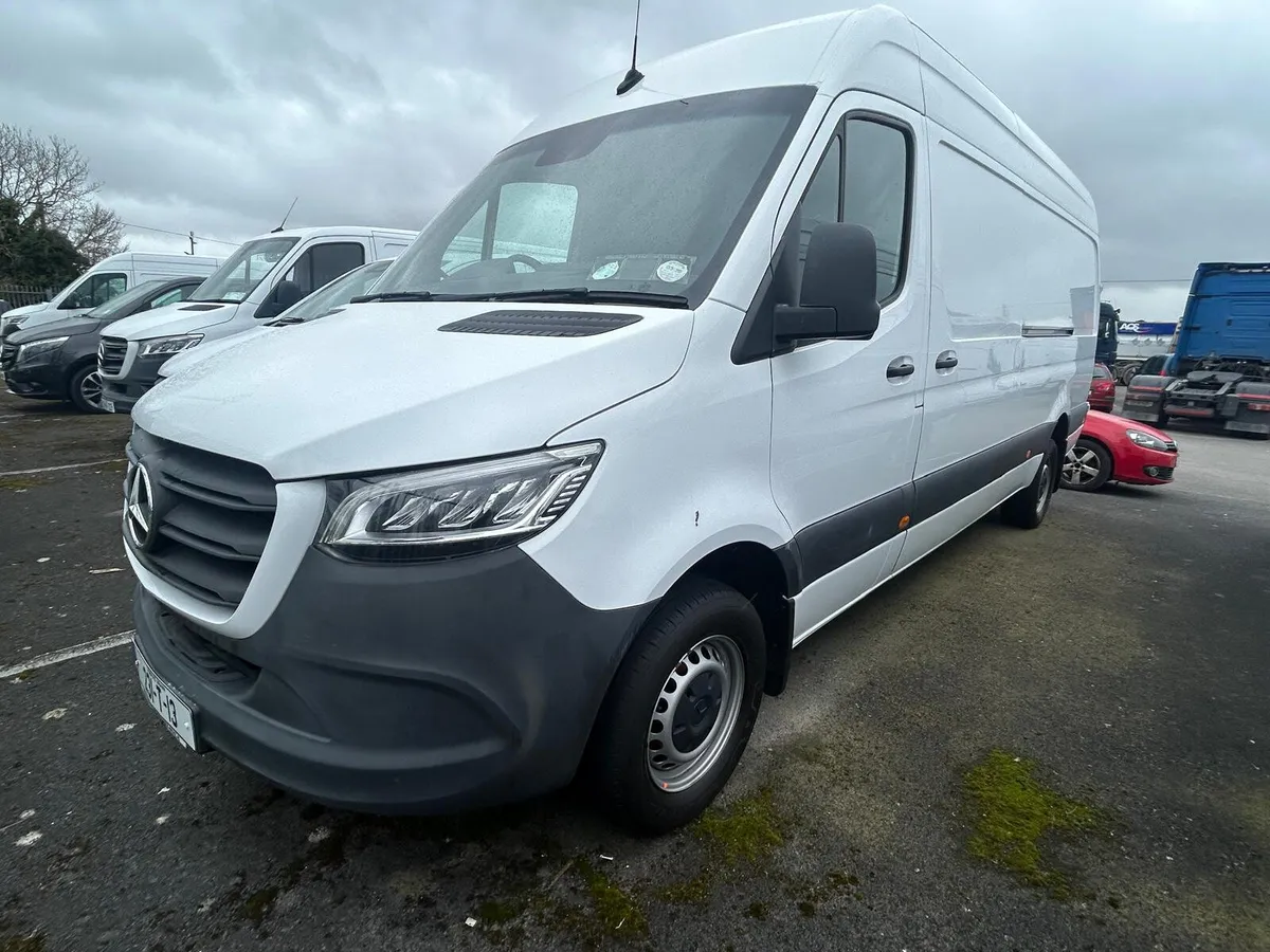 319 Automatic Big Spec - Image 1