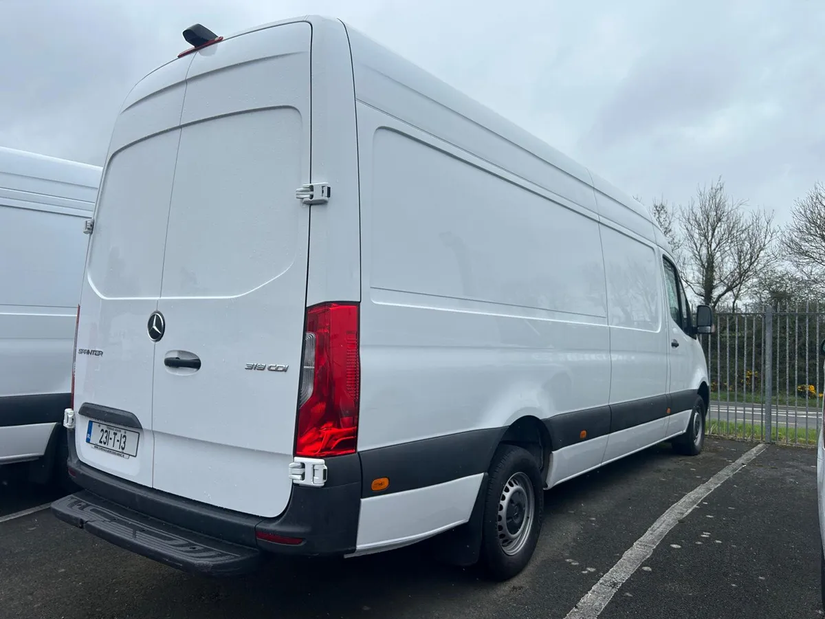 319 Automatic Big Spec - Image 3