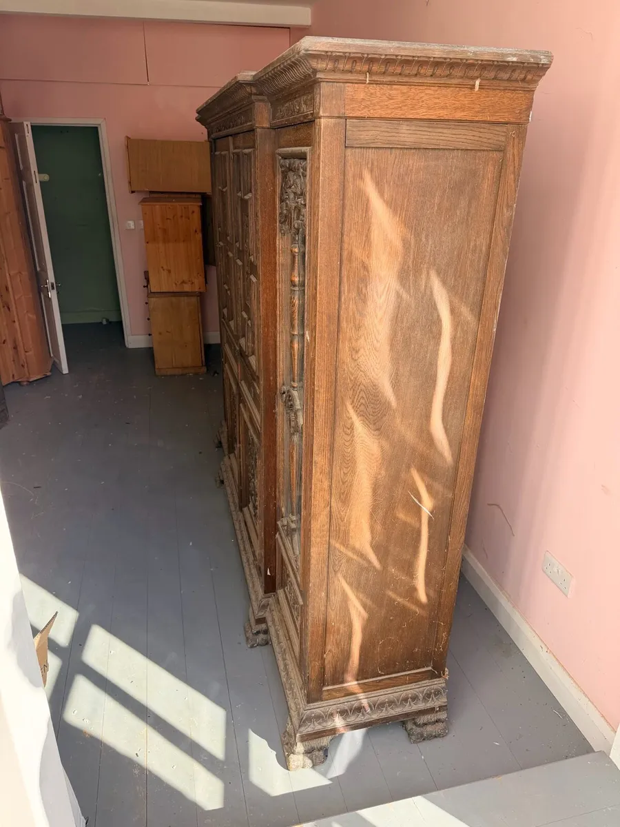 Beautiful old antique cupboard, side board - Image 4