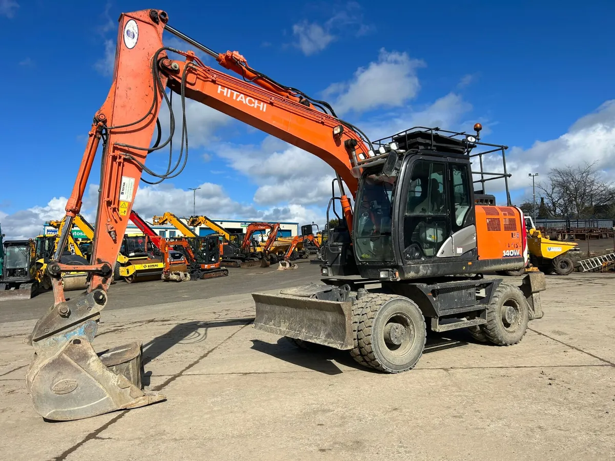 2019 Hitachi ZX140W-6 Blade / Stabalizers - MULLAN - Image 4