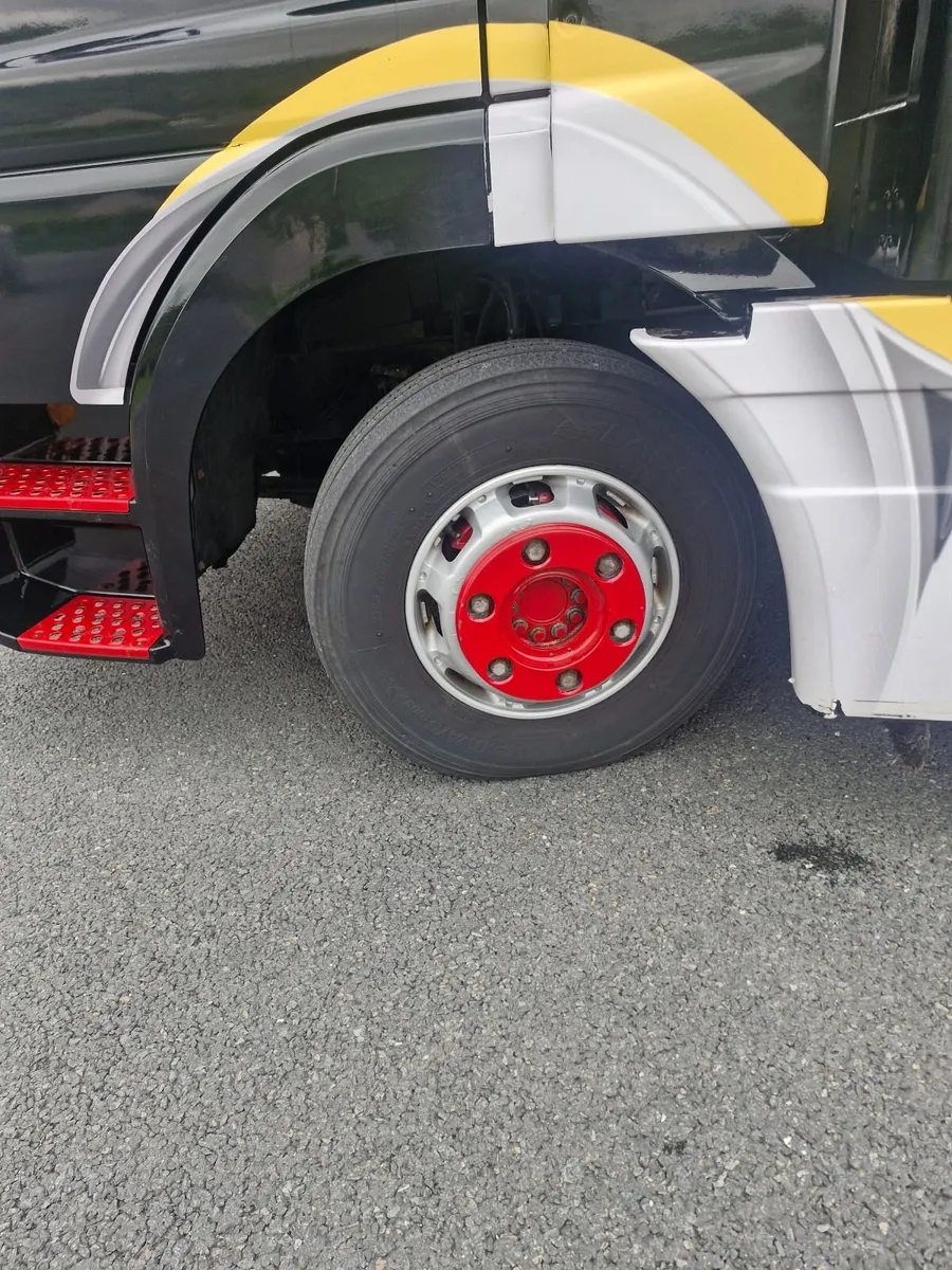 Mercedes-Benz Other 2010 - Image 4