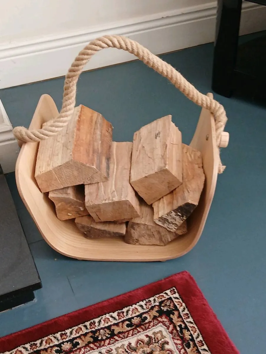 Log Holder - Image 1