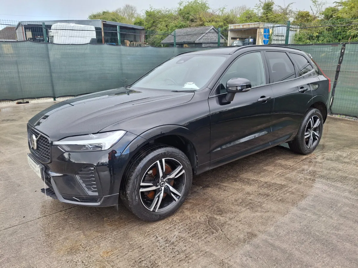212 Volvo XC60  B4 R Design  Automatic - Image 1