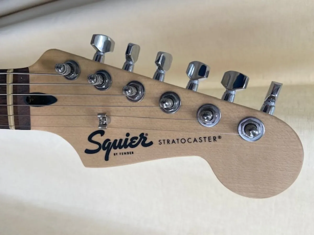 Fender Squire Strat electric guitar, Free Post - Image 3