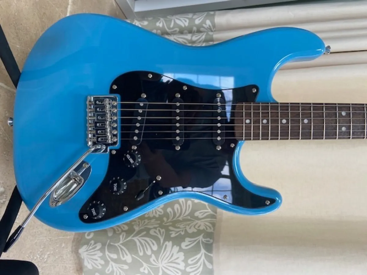 Fender Squire Strat electric guitar, Free Post - Image 2