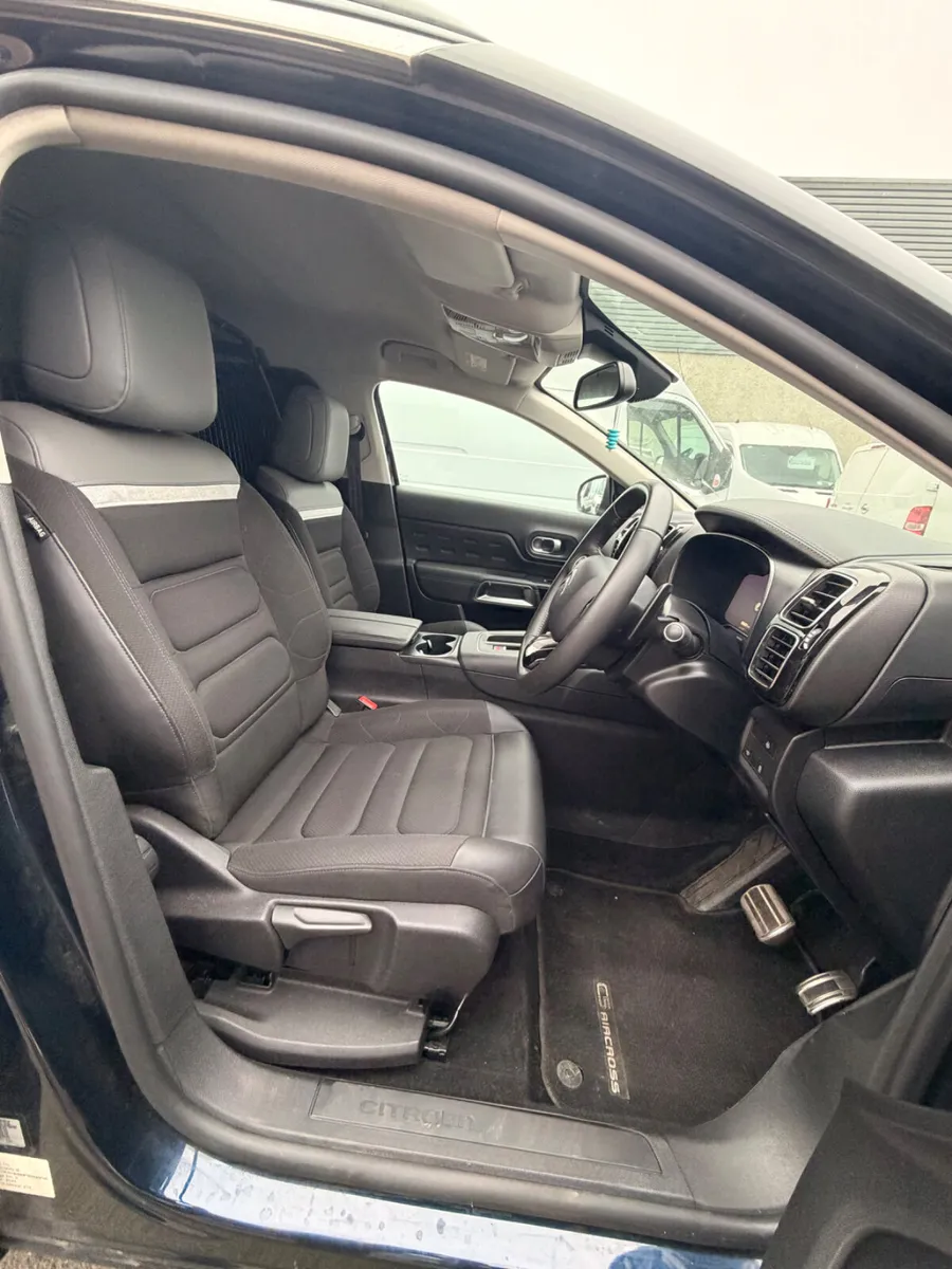 232 Citroen C5 Aircross Automatic Van - Image 4