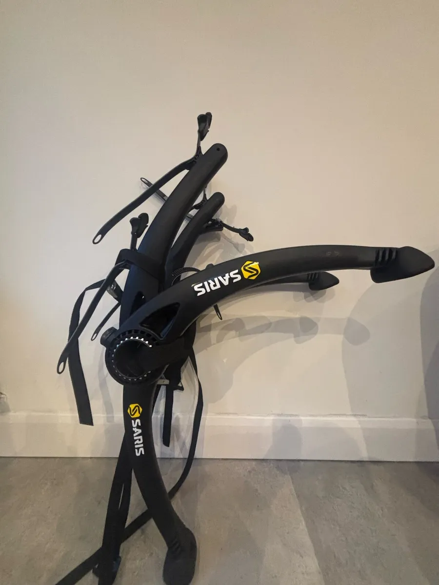 Car bike rack - Image 1