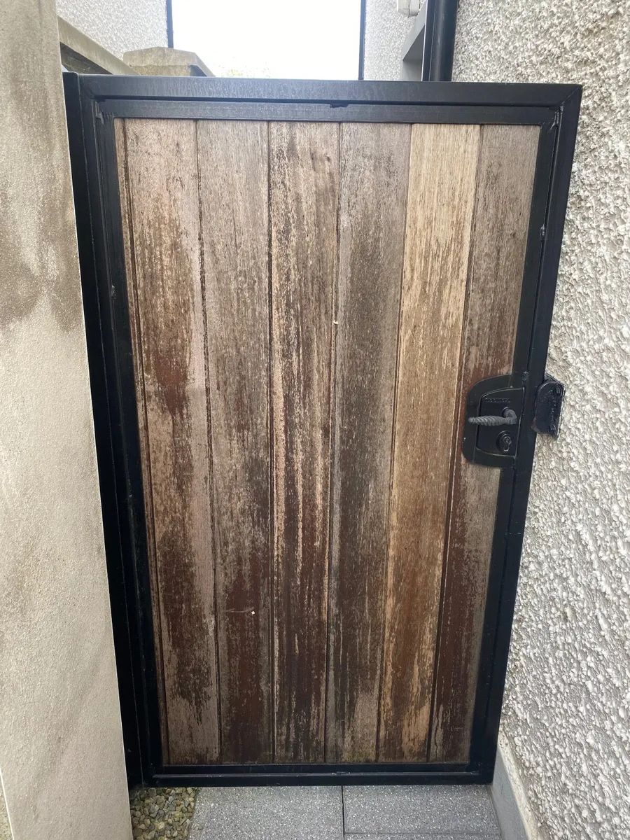 Hardwood galvanised steel gate - Image 1