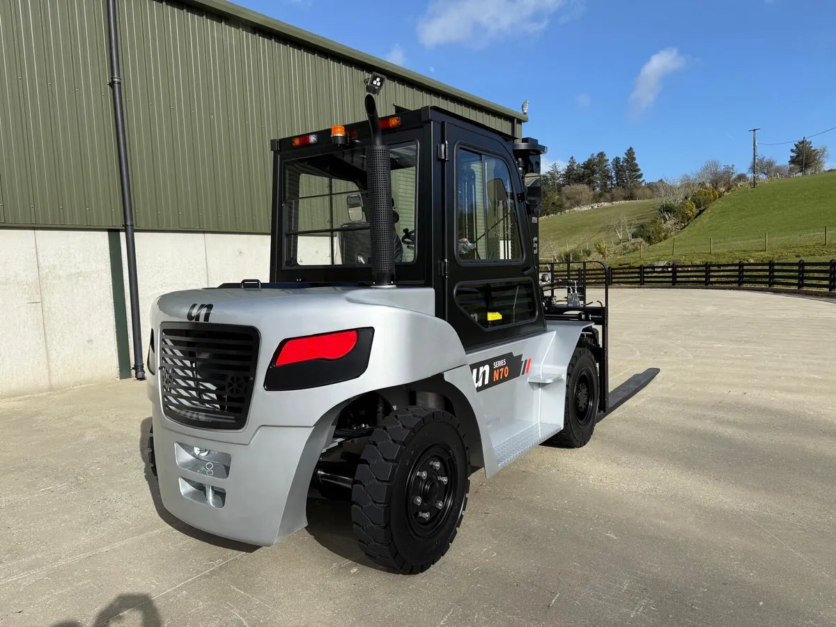 New UN FD70T-NJB3 - N70 Series 7 Ton Forklift - Image 3