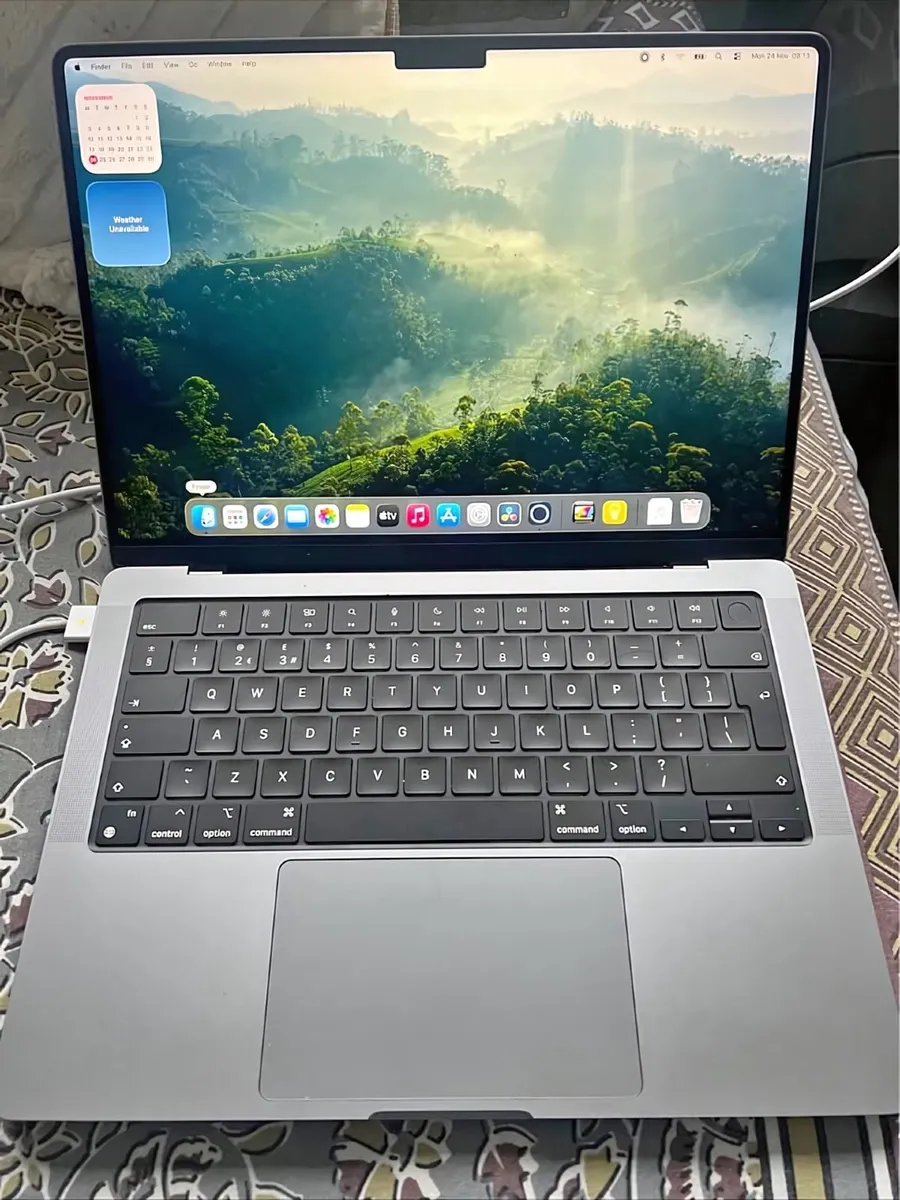 M1 Pro Macbook Pro 14' - Image 1
