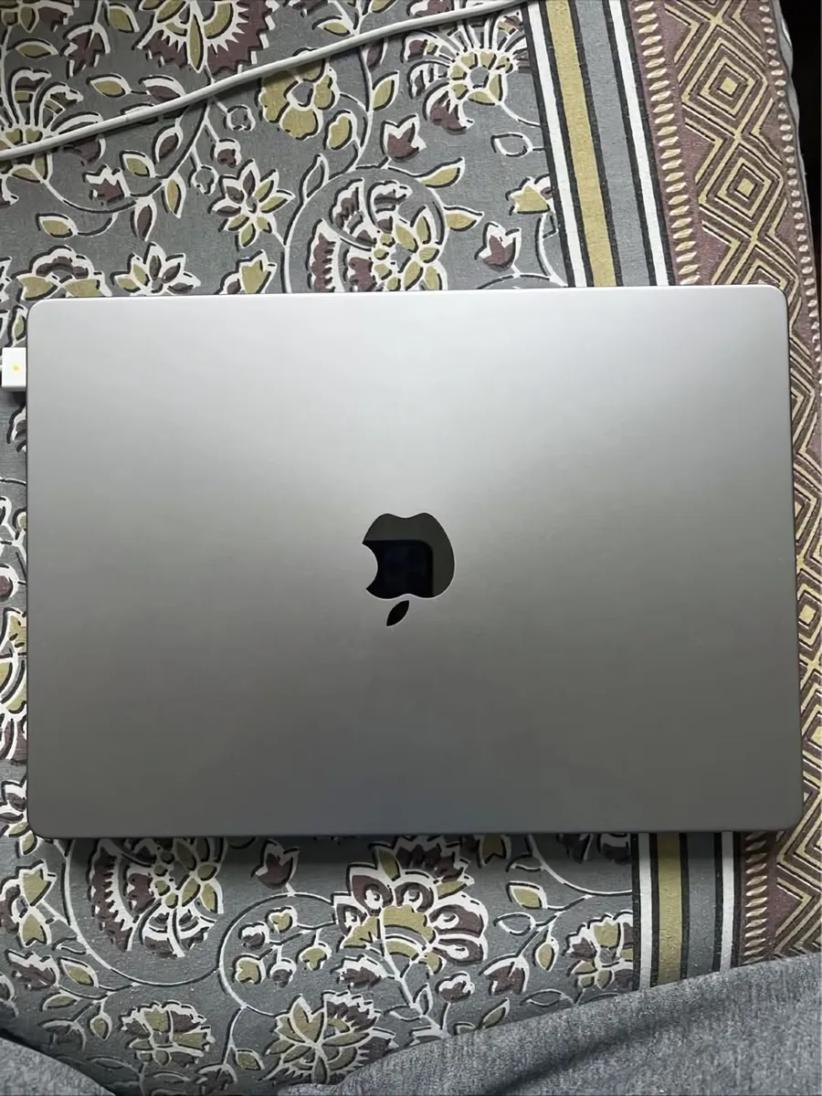 M1 Pro Macbook Pro 14' - Image 3